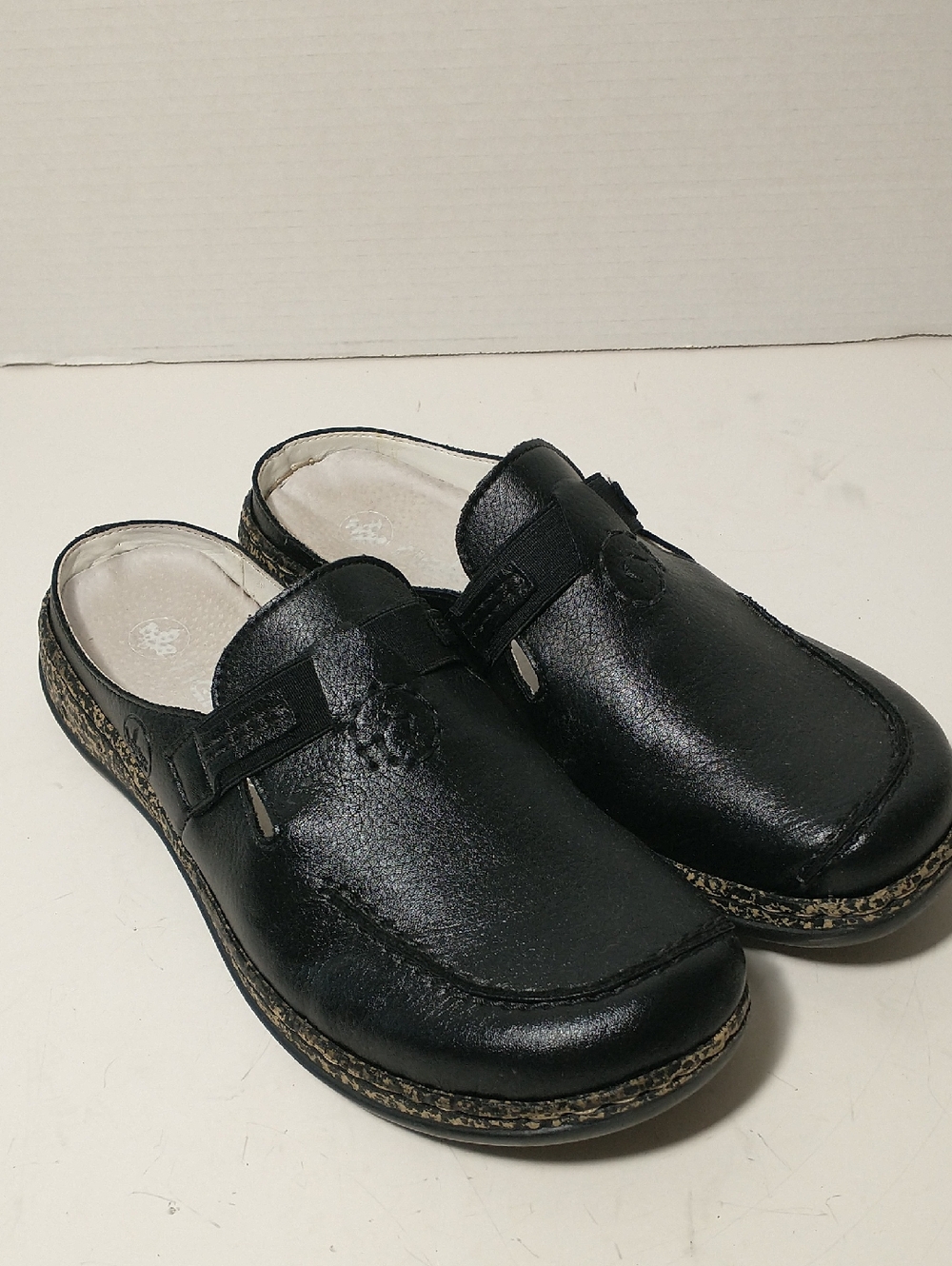 LIKE NEW Rieker Black Leather‎ Slip-On Clog, Mule, Euro 39, US 8, Anti-stress